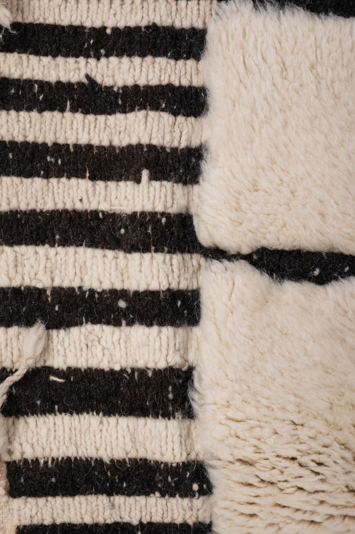 CAMI Moroccan Berber Beni Ourain 331x250cm