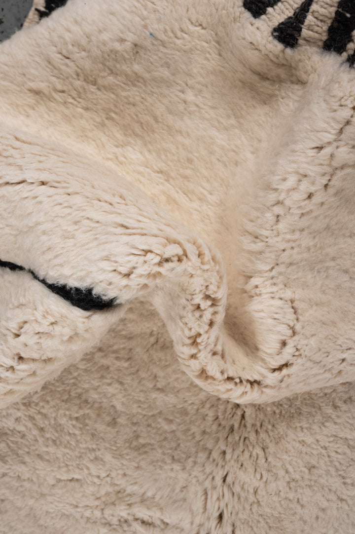 CAMI Moroccan Berber Beni Ourain 331x250cm
