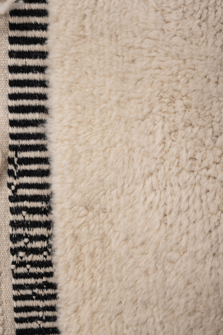 DEFNE Moroccan Berber Beni Ourain 300x230cm