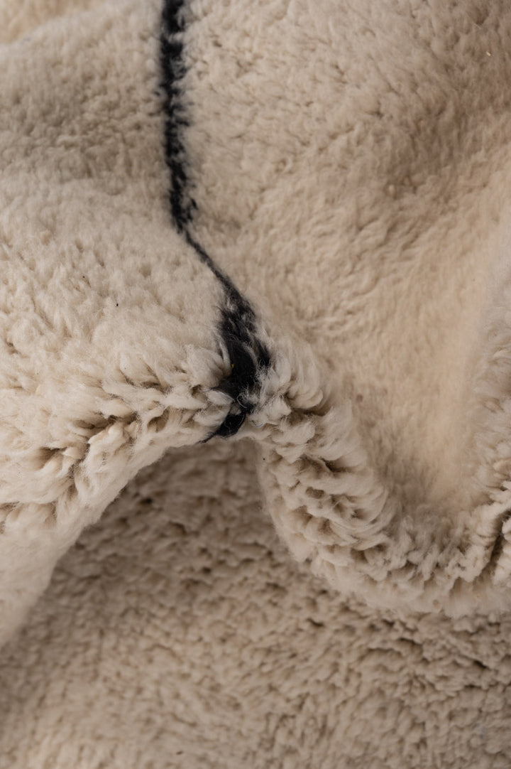 DEFNE Moroccan Berber Beni Ourain 300x230cm