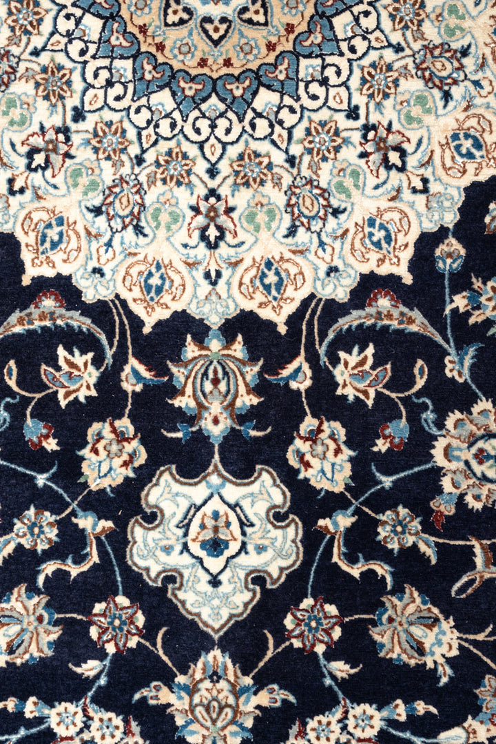 RAUF Signed Nain 4La 297x198cm