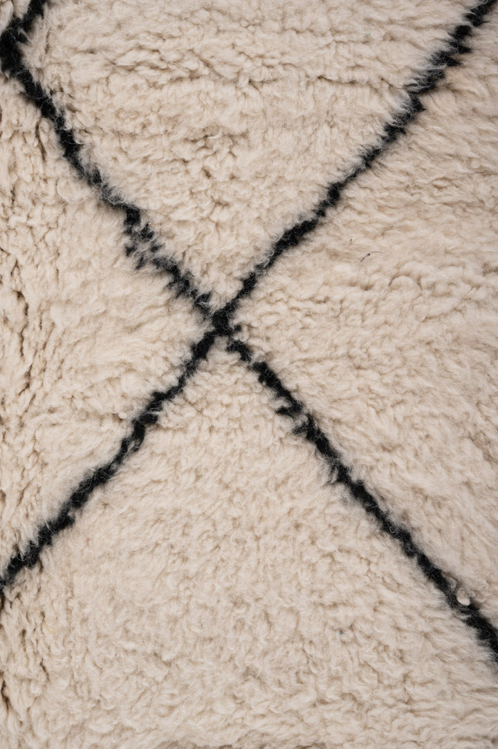 DARALL Moroccan Berber Beni Ourain 318x237cm