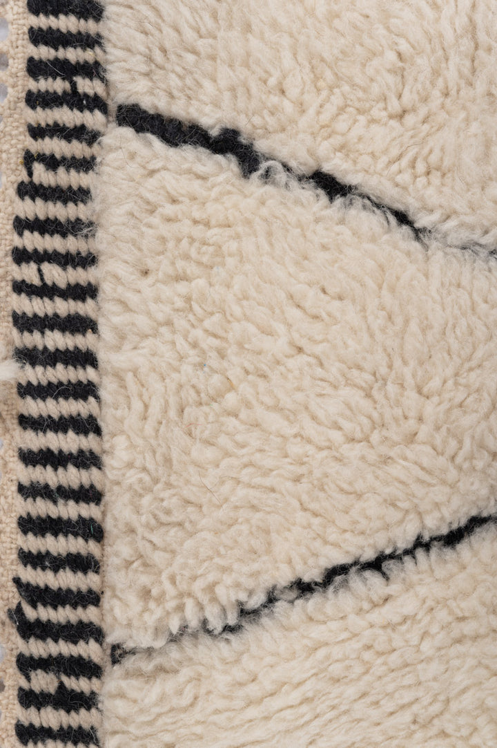 ERIN Moroccan Berber Beni Ourain 331x217cm