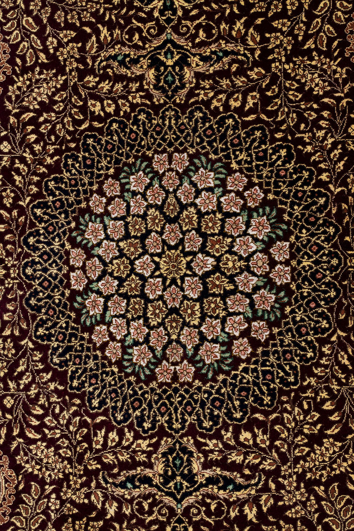 DAHLIA Signed Qum Silk 144x97cm
