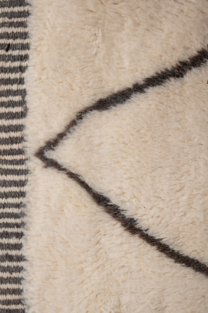 CARO Moroccan Berber Beni Ourain 300x260cm