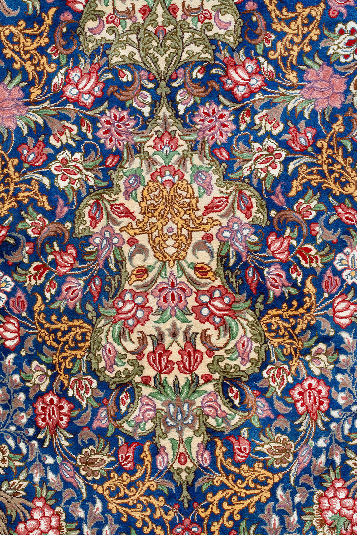 SUTRA Signed Qum Silk 153x100cm