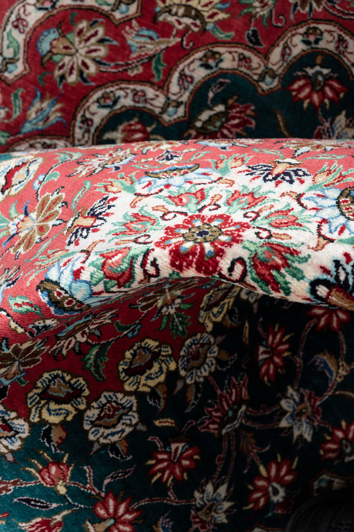 MAGNI Qum Silk 96x96cm