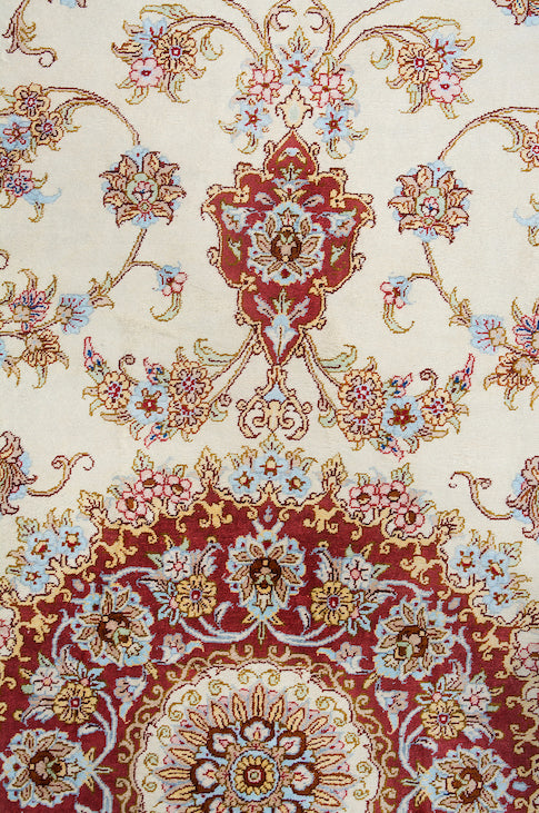 OKO Signed Qum Silk 195x129cm