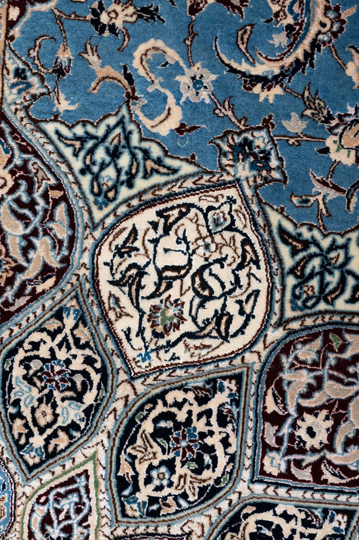QUINN Signed Nain 6La 309x211cm