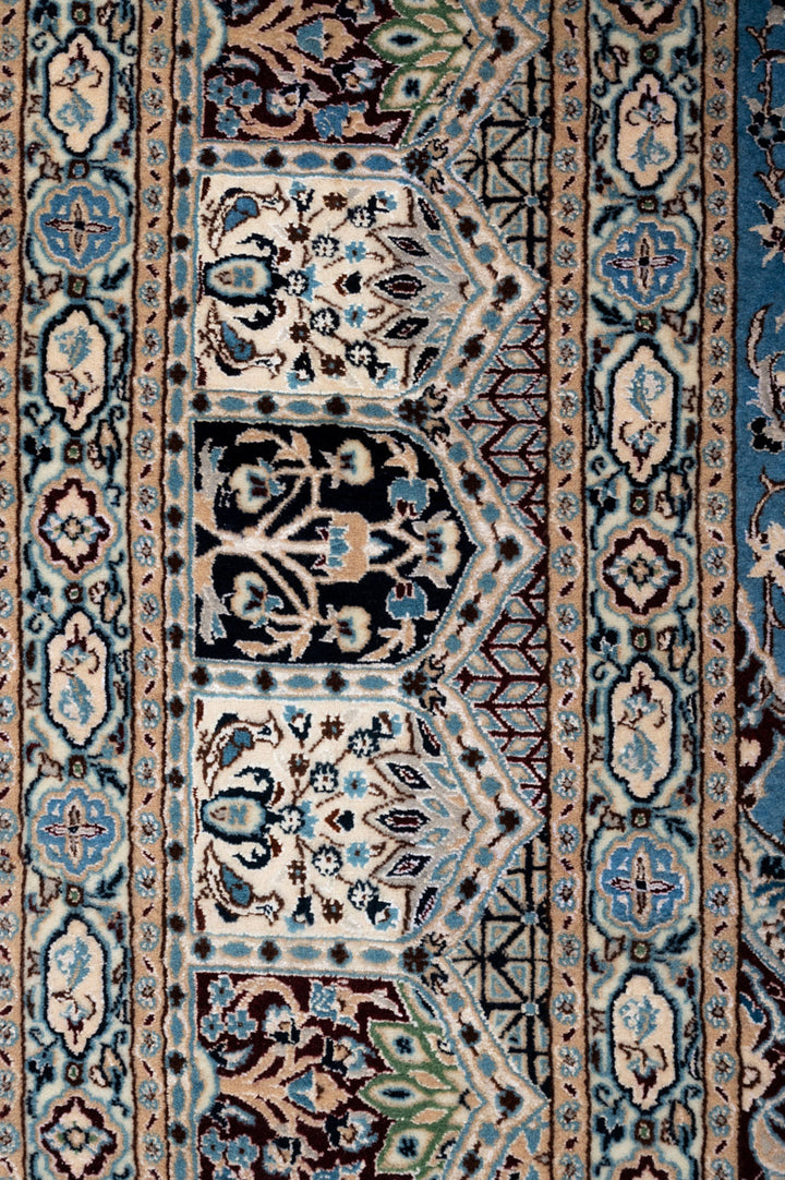 QUINN Signed Nain 6La 309x211cm