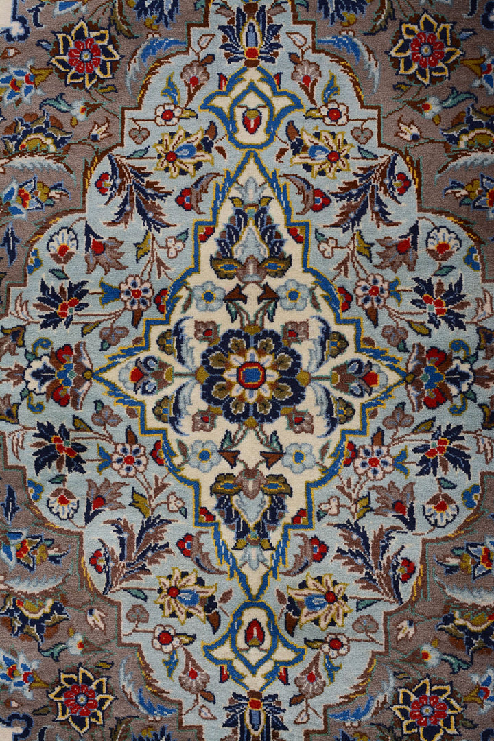 SALLIE Signed Kashan kork 626x394cm
