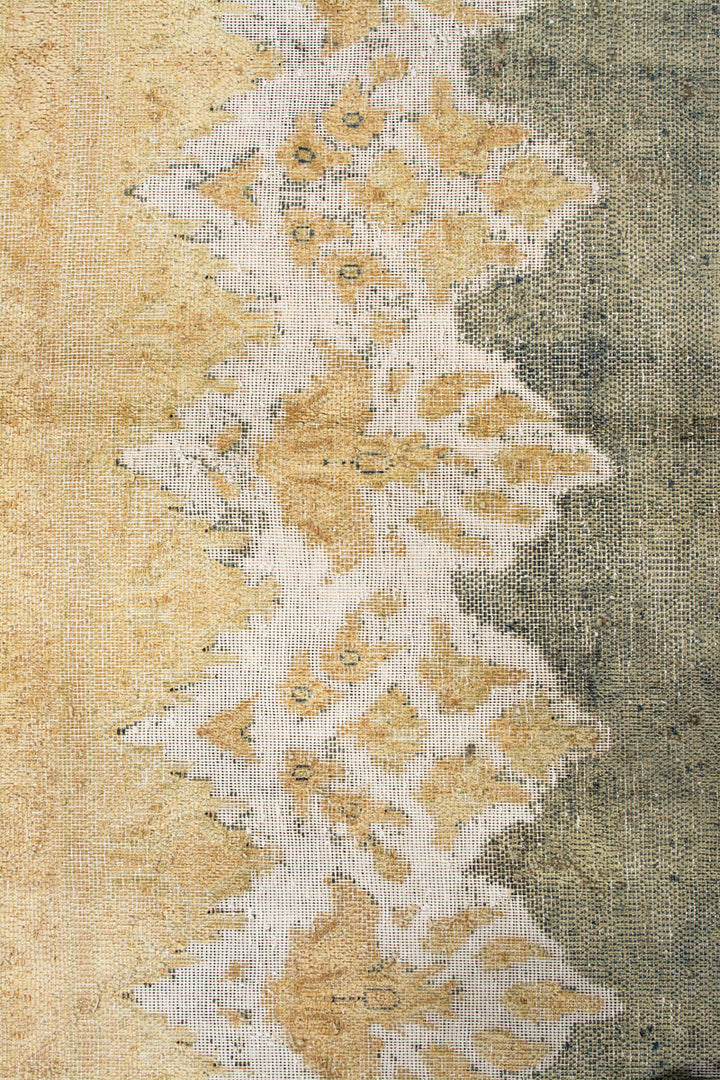 Lilla Rugs OLIVIA Persian Overdyed 410x297cm