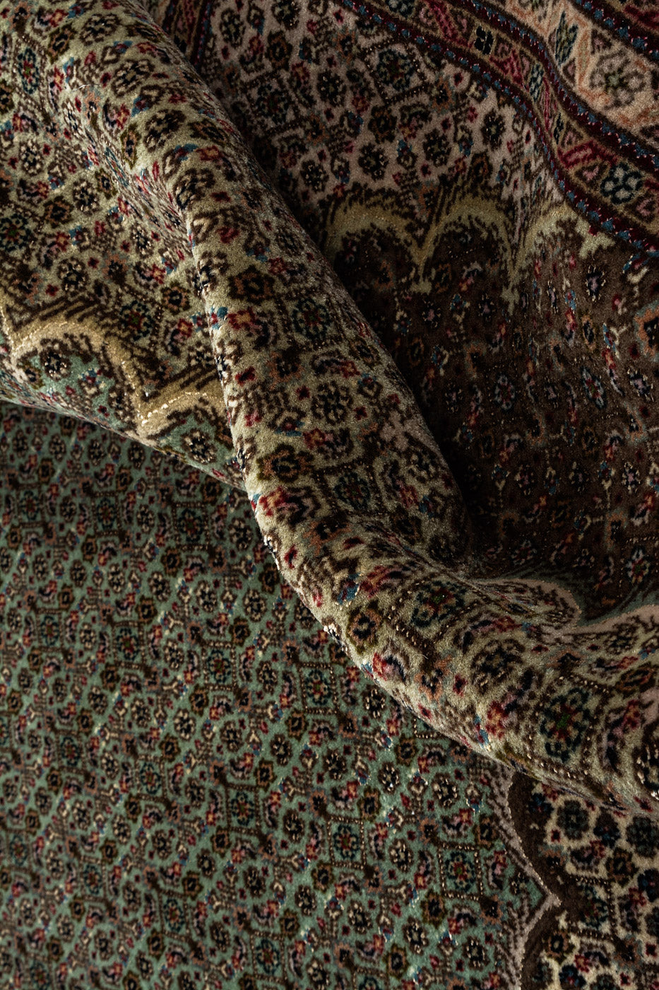 Lilla Rugs TIGGY Persian Tabriz 305x197cm