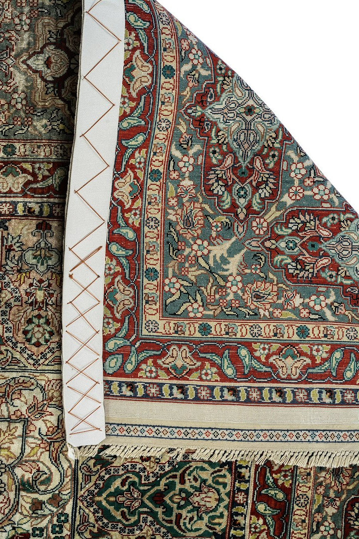 ARORA Pure Silk Persian Herike Lilla Rug to buy London UK