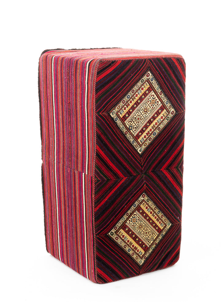 JOSIE Vintage Ottoman 100x50x46cm