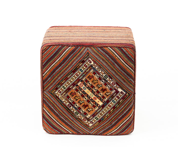 BORA Vintage Ottoman 50x48x46cm