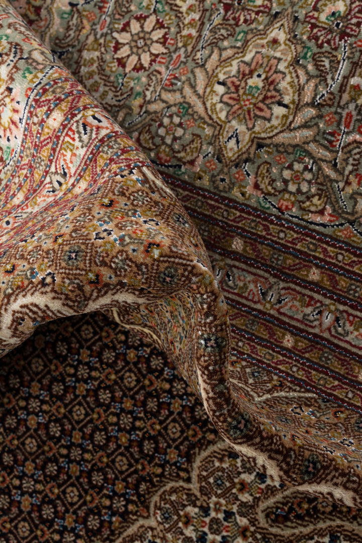 TAYA Tabriz 349x246cm