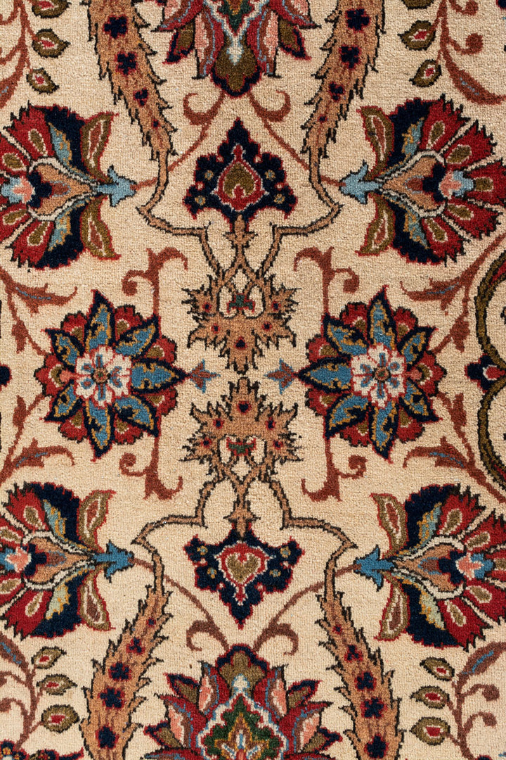 LENA Vintage Isfahan 305x278cm