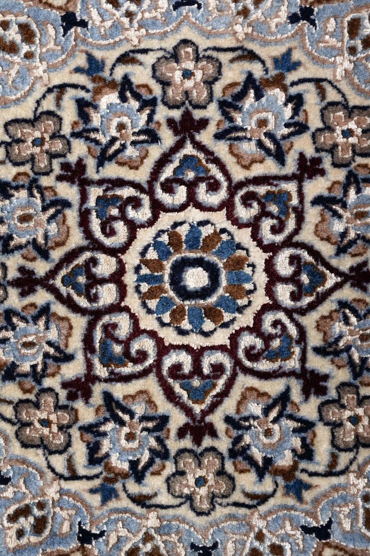 ALBANIE Nain 6La 201x134cm