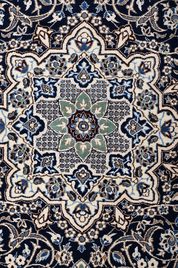 STAR Signed Nain 6La 203x130cm