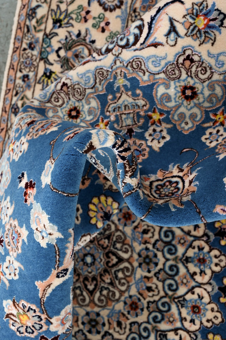 BLUEBEL Signed Nain 6La 220x153cm