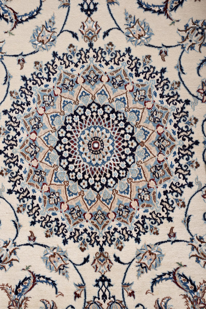 ALBY Nain 9La 243x156cm