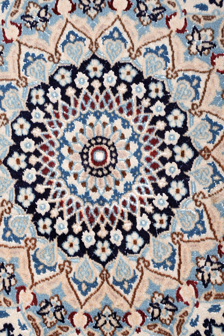 ALBY Nain 9La 243x156cm