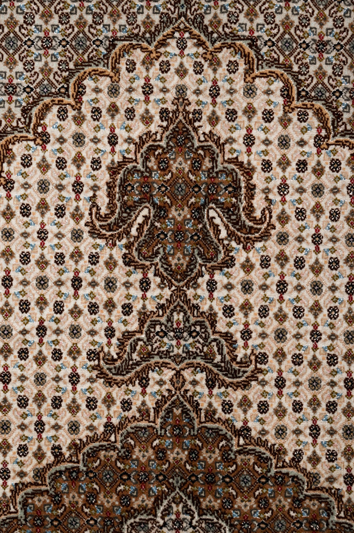 JESS Tabriz 192x153cm