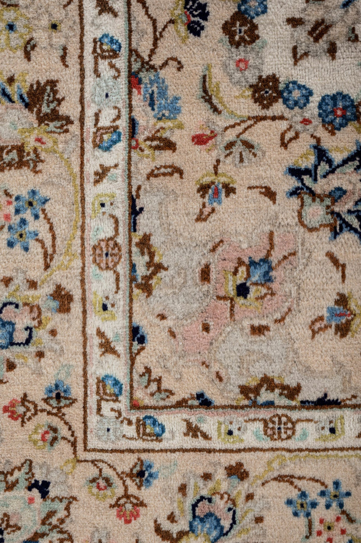 RALA Kashan 245x145cm