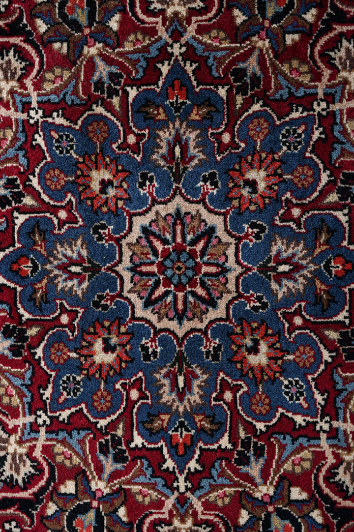 DREW Mashad Astan Ghods 392x244cm