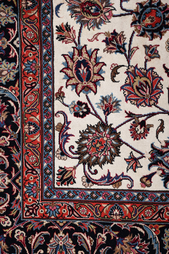 DREW Mashad Astan Ghods 392x244cm