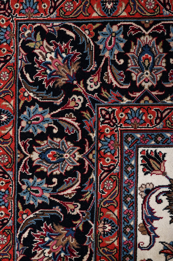 DREW Mashad Astan Ghods 392x244cm