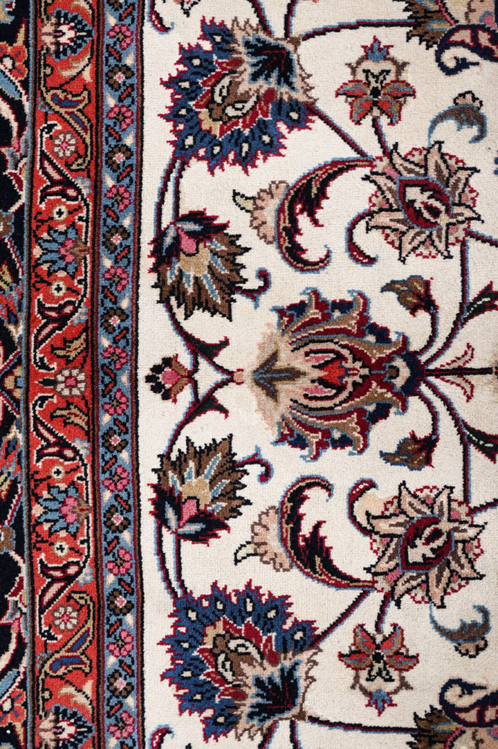 DREW Mashad Astan Ghods 392x244cm