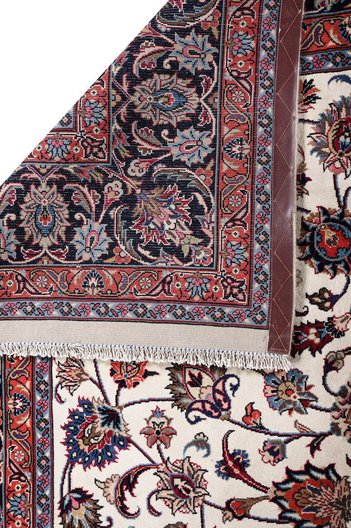 DREW Mashad Astan Ghods 392x244cm