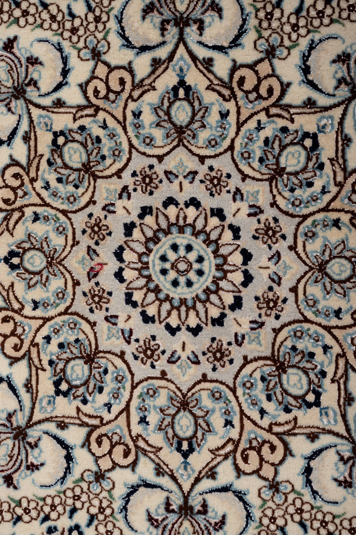 DARAY Signed Nain 6La 393x303cm