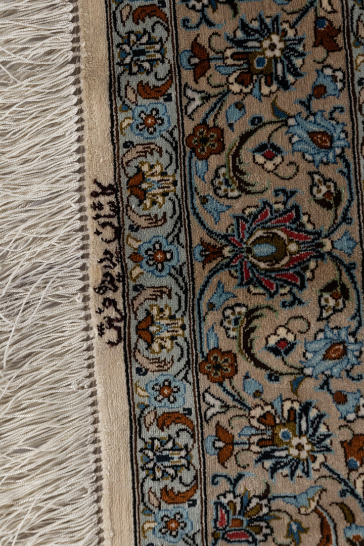 TAYA Signed Qum Silk 150x98cm