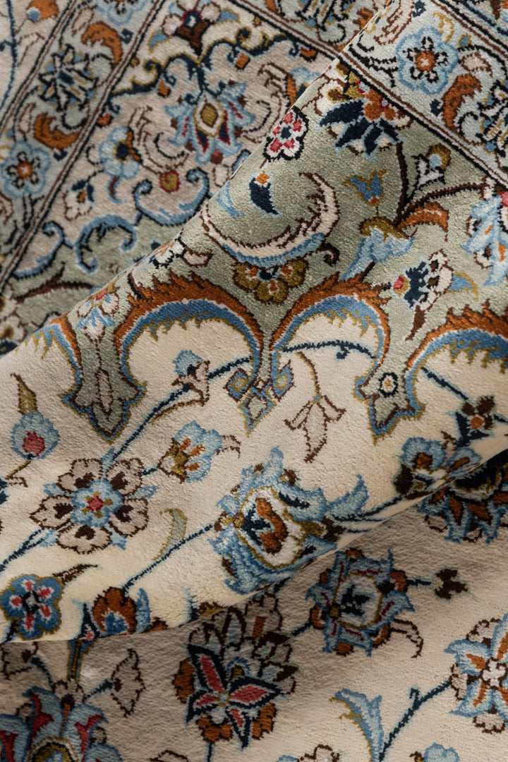 TAYA Signed Qum Silk 150x98cm