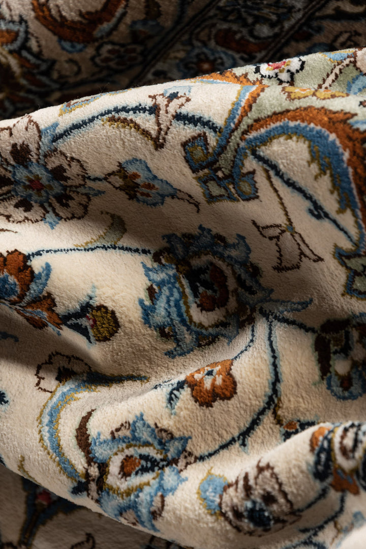 TAYA Signed Qum Silk 150x98cm