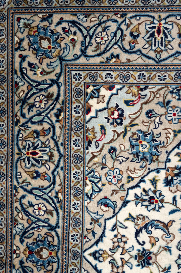 MABLE 1 Kashan  259x146cm