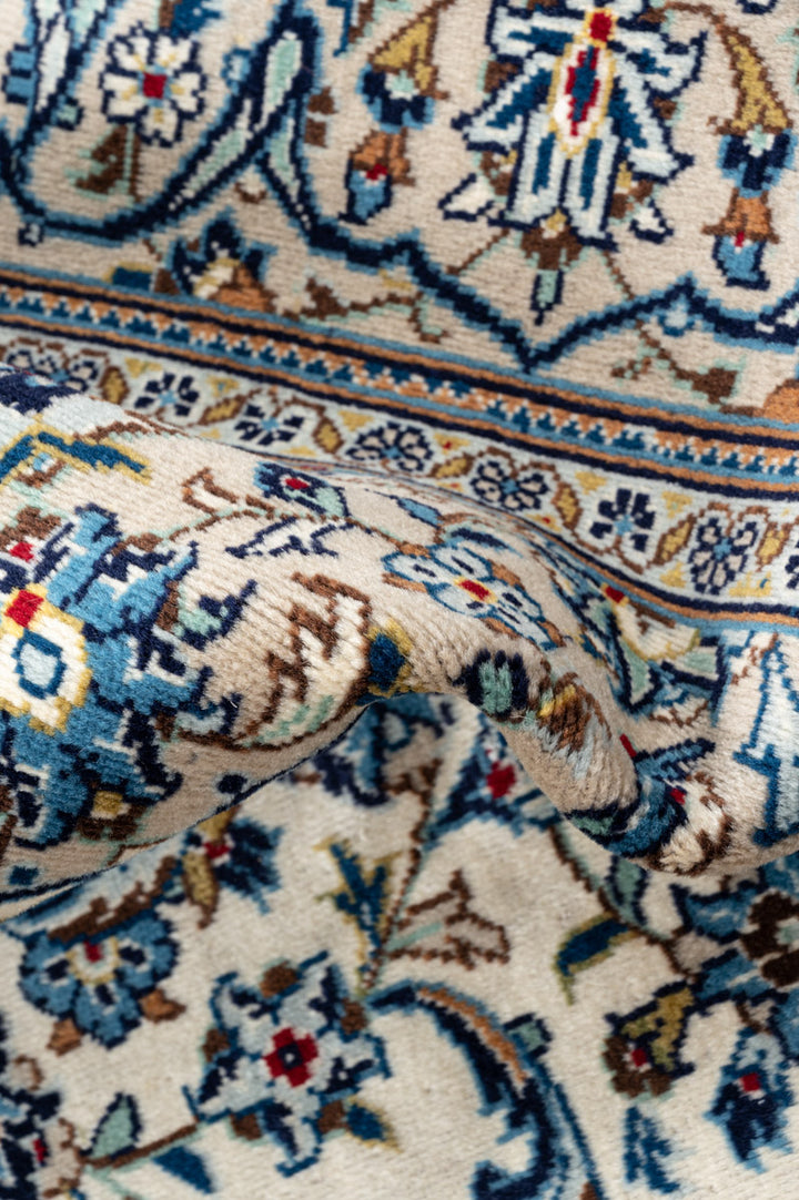 MABLE 1 Kashan  259x146cm