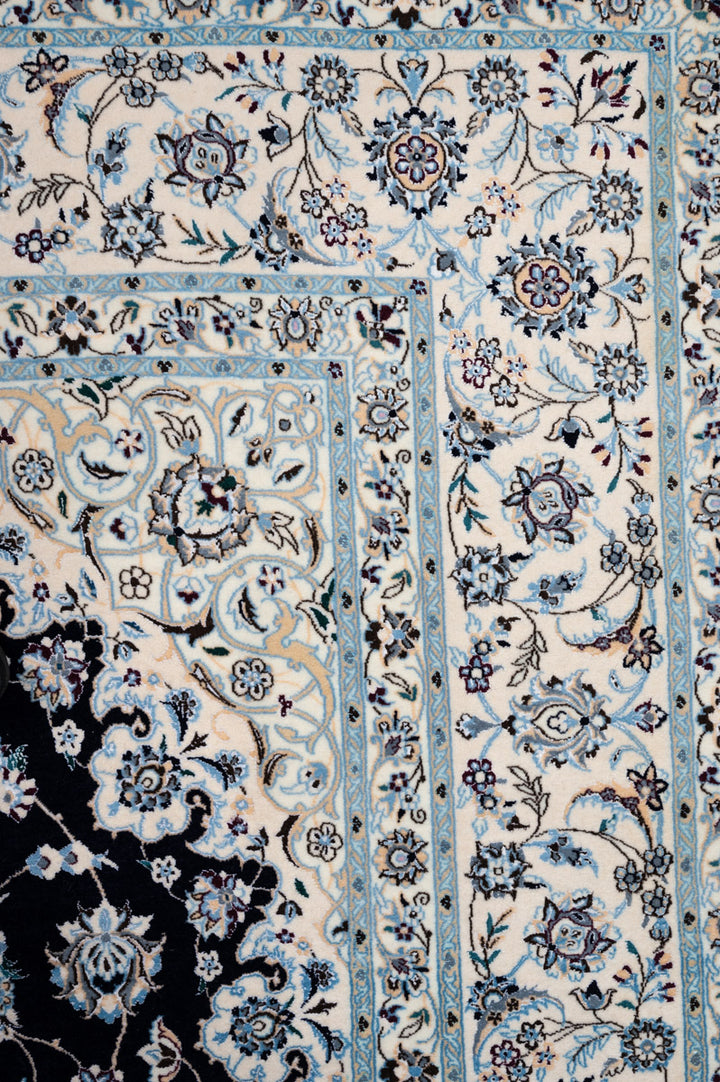 AALIYAH Signed Nain 6La 264x206cm