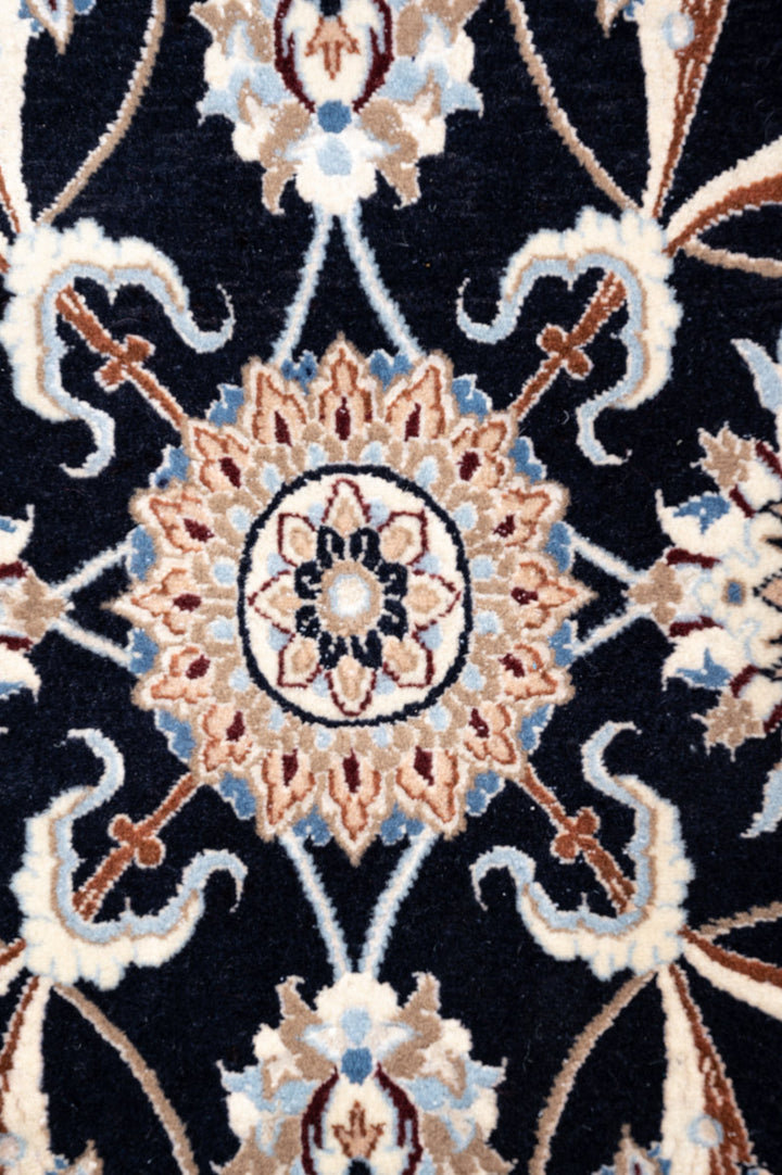 ABHA Signed Nain 6La 243x150cm