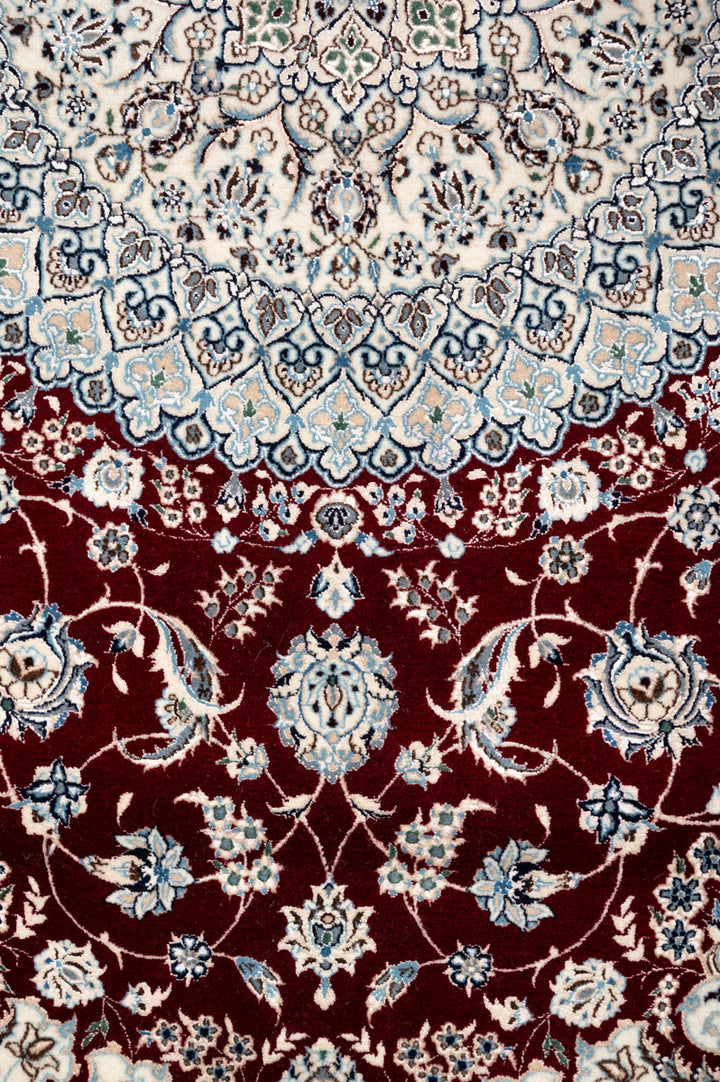 BJORN Signed Nain 6La 254x254cm
