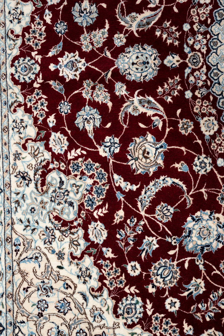 BJORN Signed Nain 6La 254x254cm