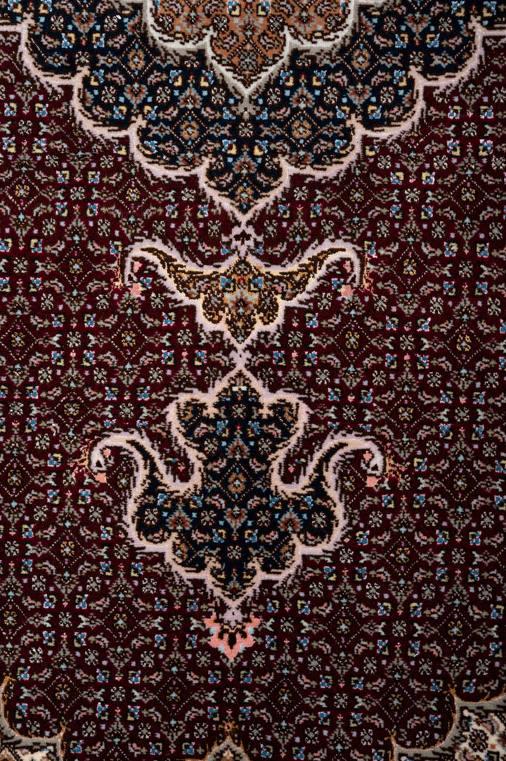 CAINE Tabriz 215x135cm