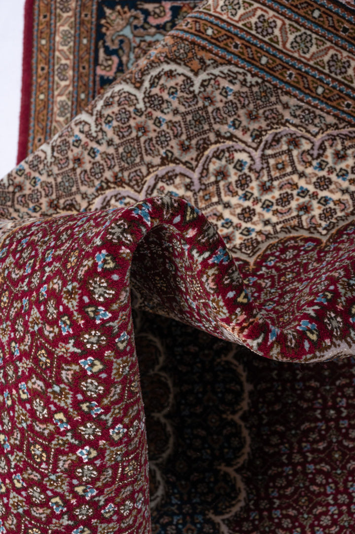 CAINE Tabriz 215x135cm