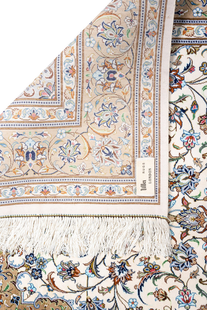 DEE Signed Qum Silk 197x131cm