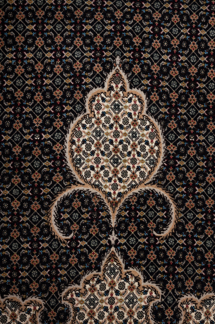 MAHI Tabriz 400x400cm
