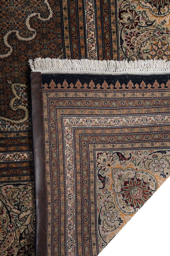 MAHI Tabriz 400x400cm