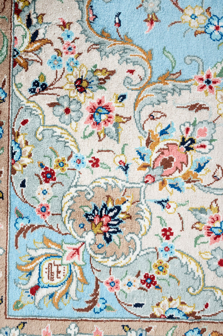 EDIE Signed Qum Silk 199x128cm